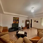 Apartamento Grand House Selitë e Vogël
