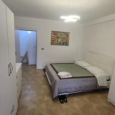 Apartment Grand House *