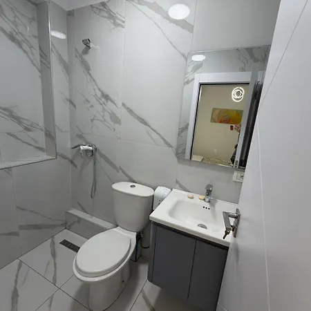 Grand House Daire *