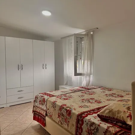 Apartment Grand House *