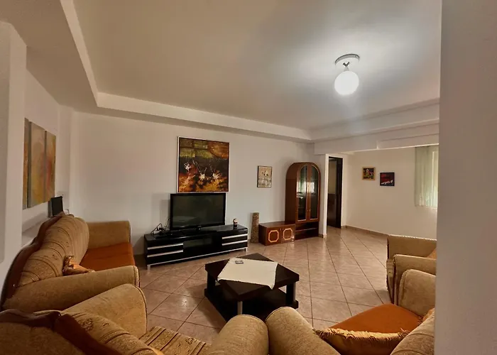 Daire Grand House Selitë e Vogël